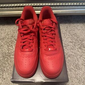 AIR FORCE 1 ‘07 LV8 1 size 12